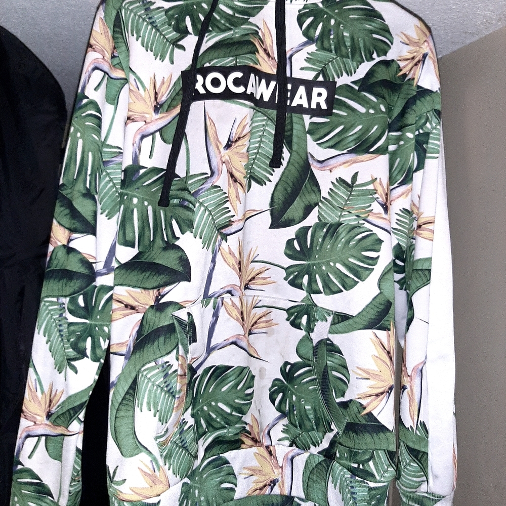 Womans ROCAWEAR hoodie L